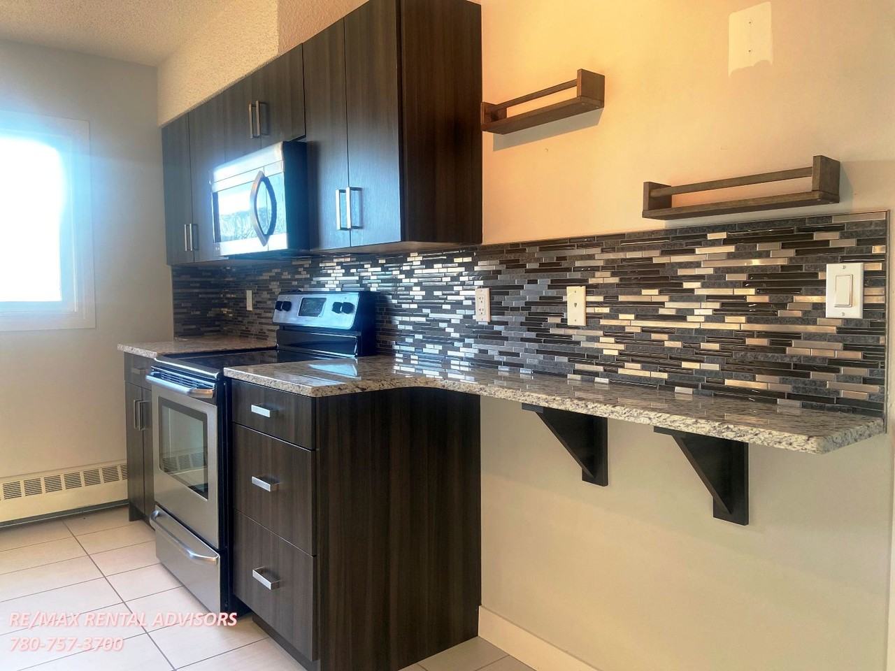 #11 9630 82 Avenue Northwest - Photo 4 of 13