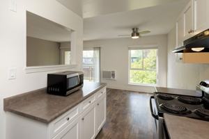 featured image of 1841 Laguna St