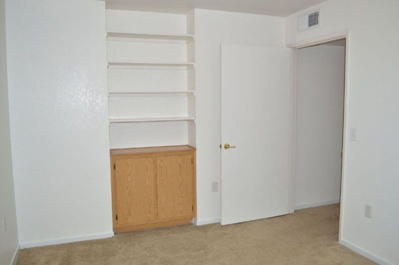 Comfrey Senior - Photo 3 of 5