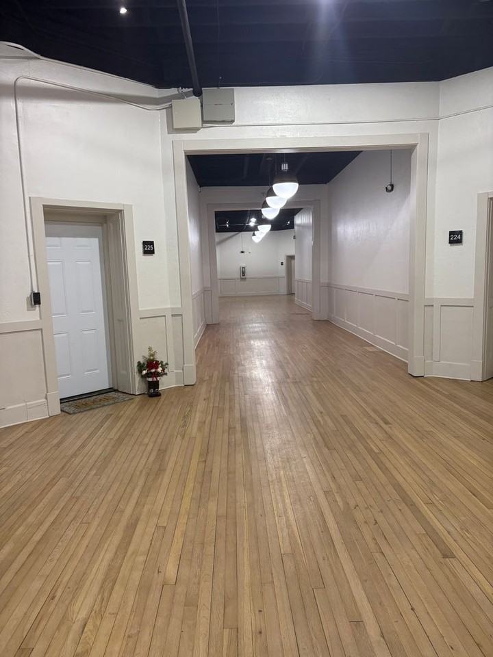 Roosevelt School Apartments - Photo 2 of 9