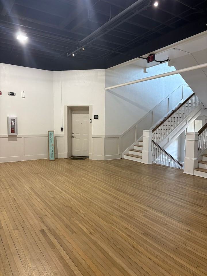 Roosevelt School Apartments - Photo 3 of 9