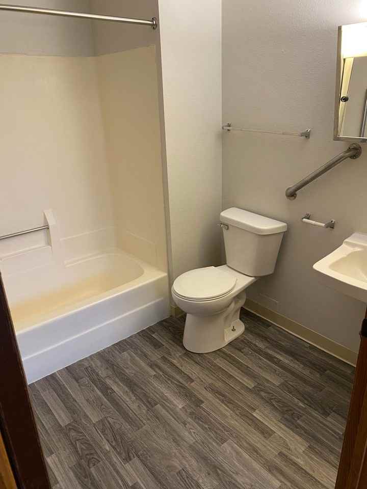 Stonewood Apartments - Photo 5 of 13