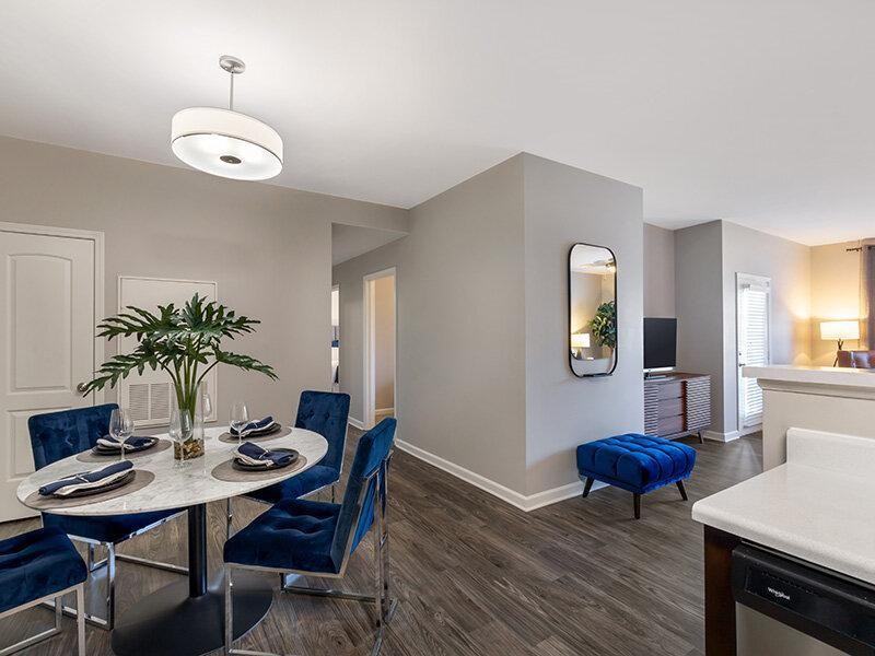 8800 Hollow Creek Cir - Photo 7 of 24