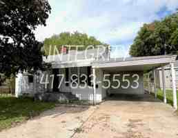 featured image of 1631 East 8th Street North