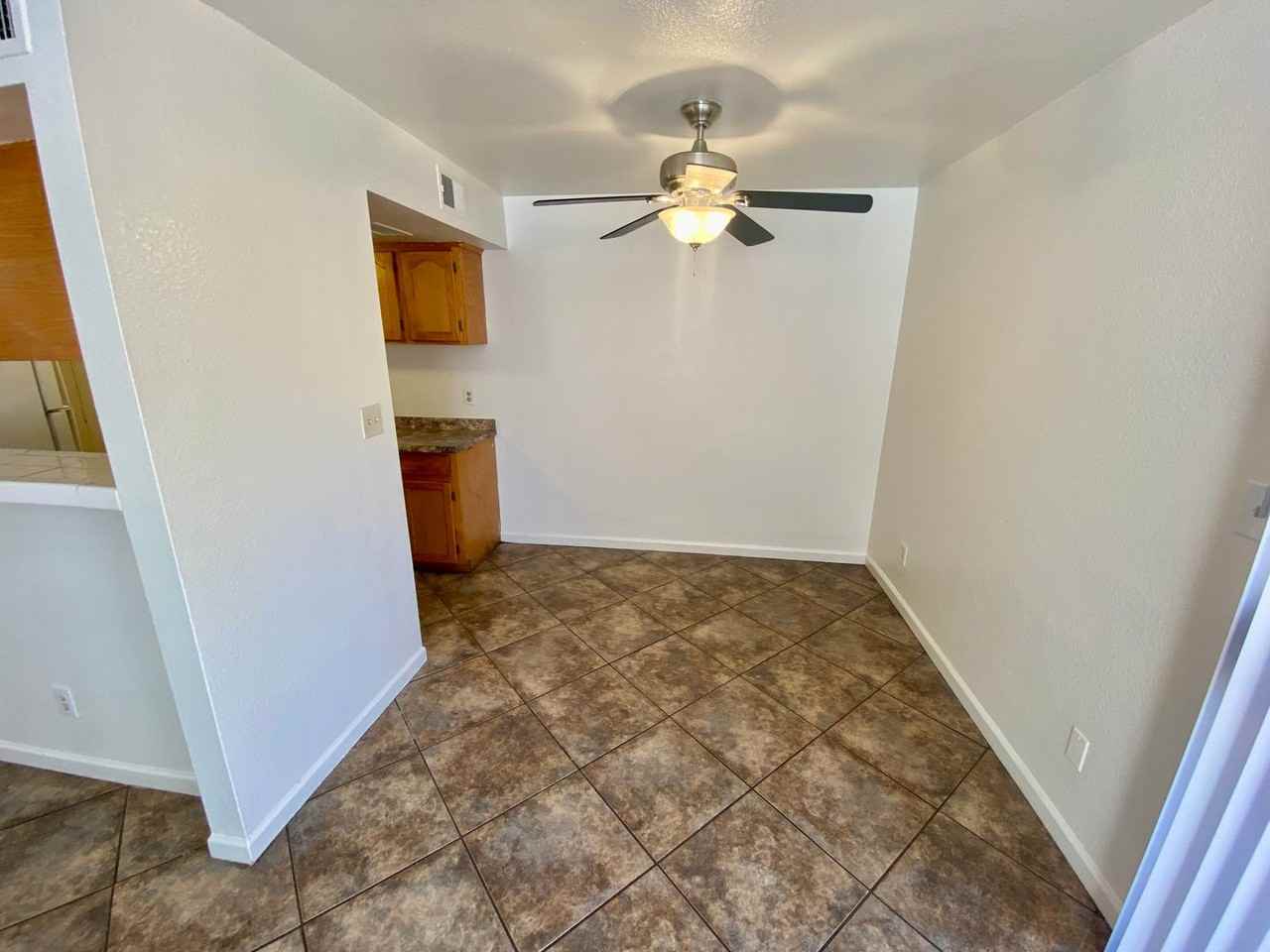 4510 E Wood St - Photo 4 of 18