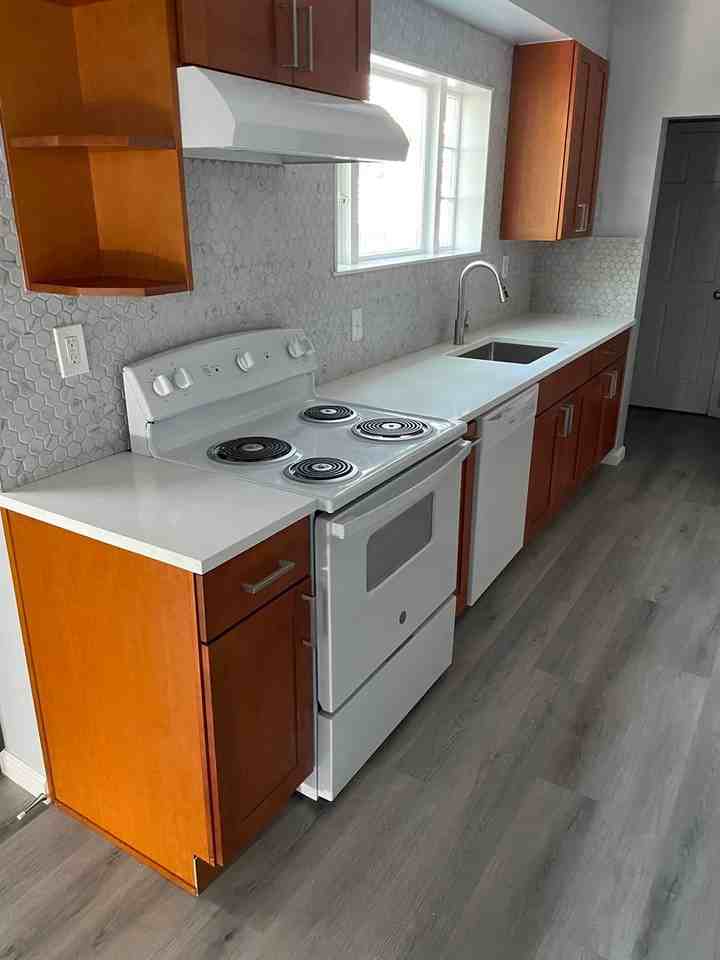 5742 25th Avenue NE - Photo 2 of 18