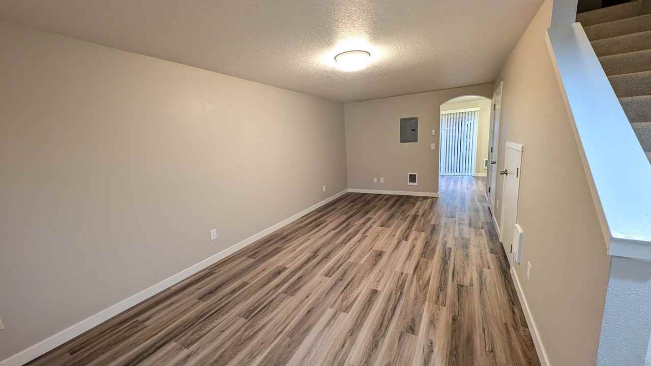 2825 Pacific Avenue #C - Photo 2 of 16