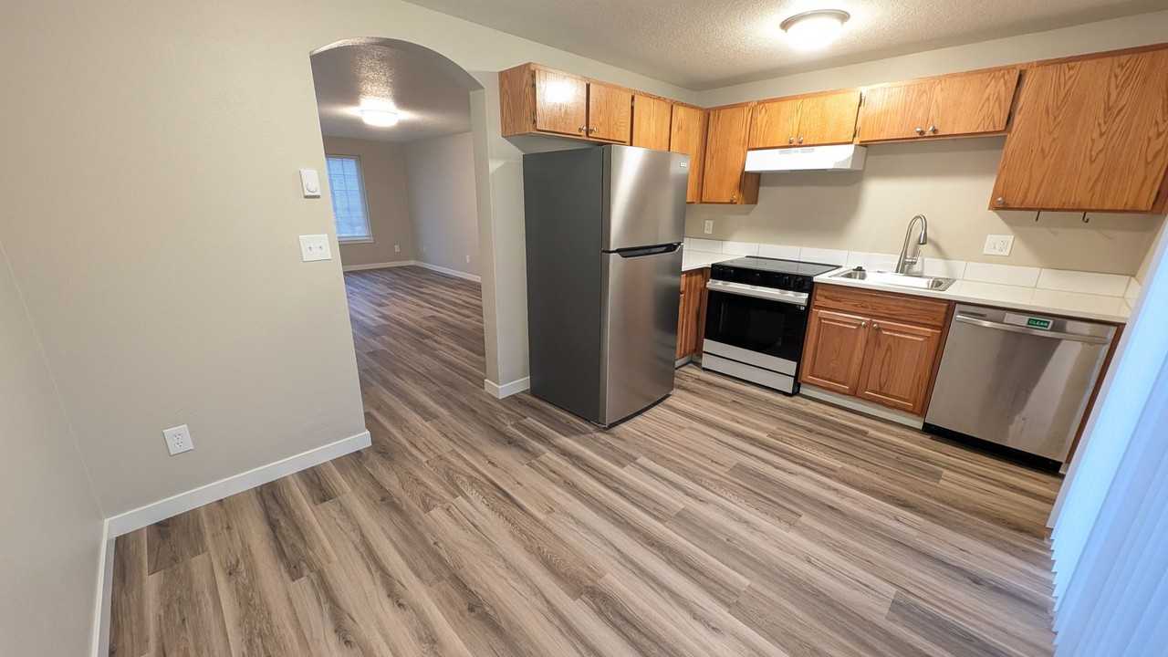 2825 Pacific Avenue #C - Photo 7 of 16