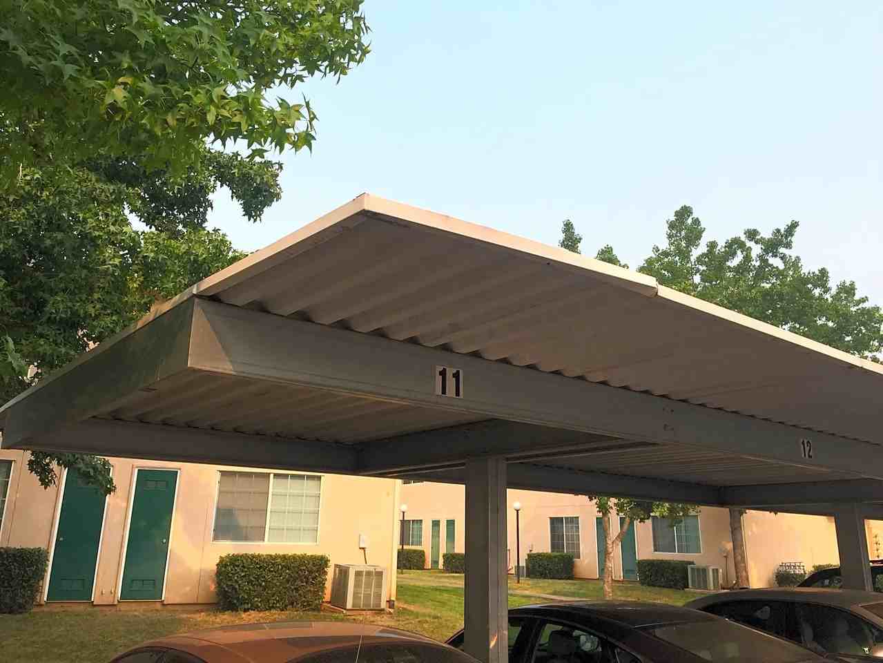 Tara Hills Garden - Photo 7 of 7