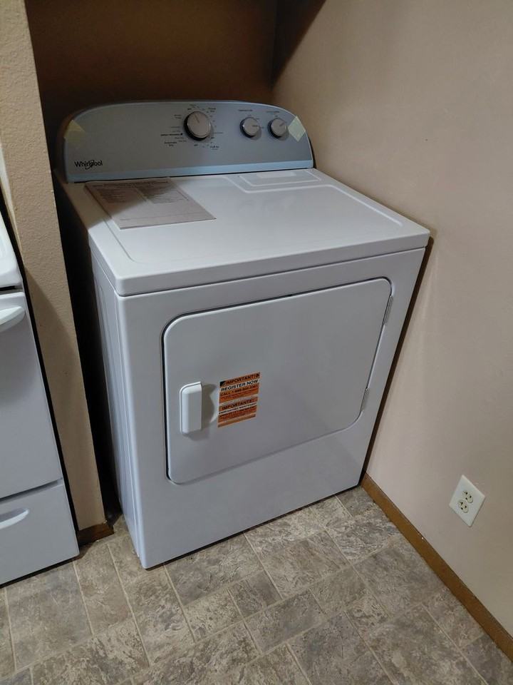 East Terrace Apts - Photo 7 of 34