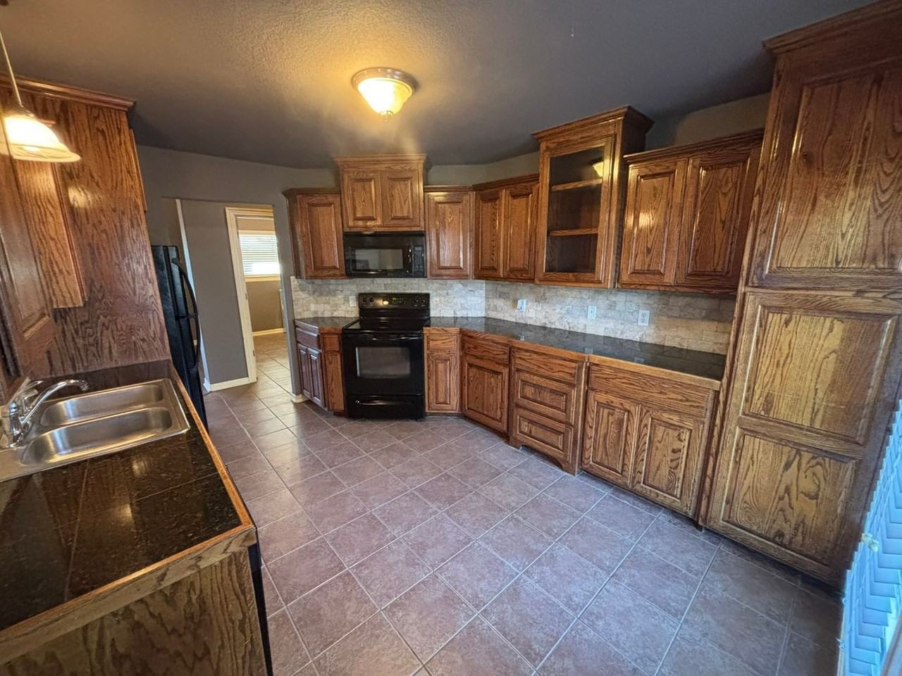 378 Milas St - Photo 7 of 17