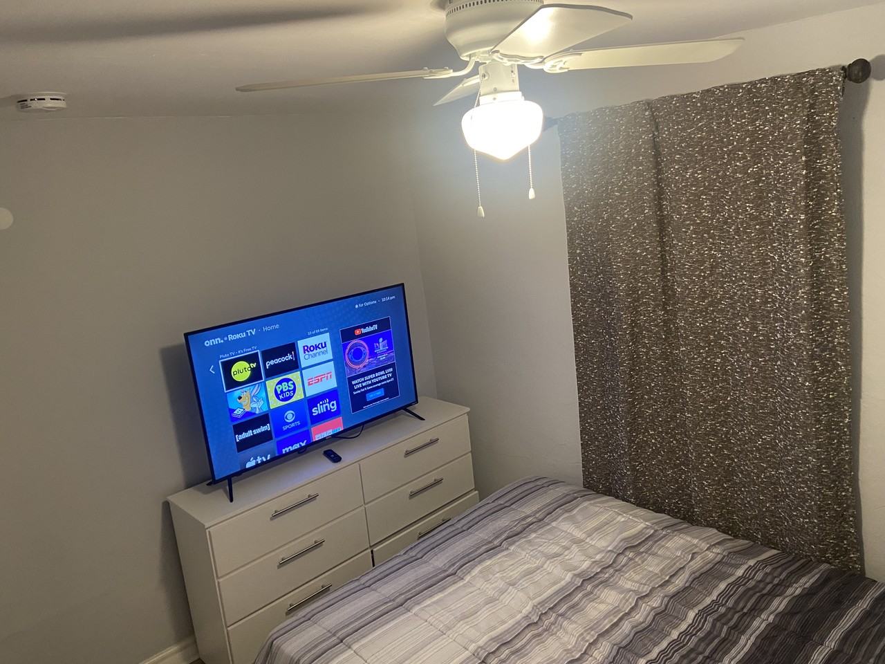 2818 Northwest 9th Court - Photo 5 of 12