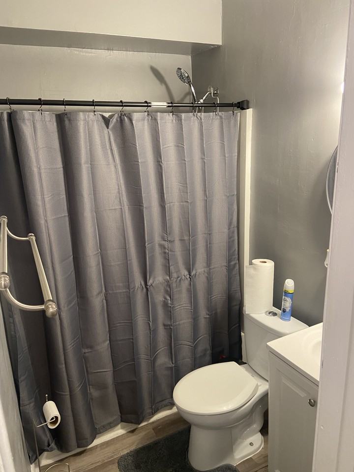 2818 Northwest 9th Court - Photo 6 of 12