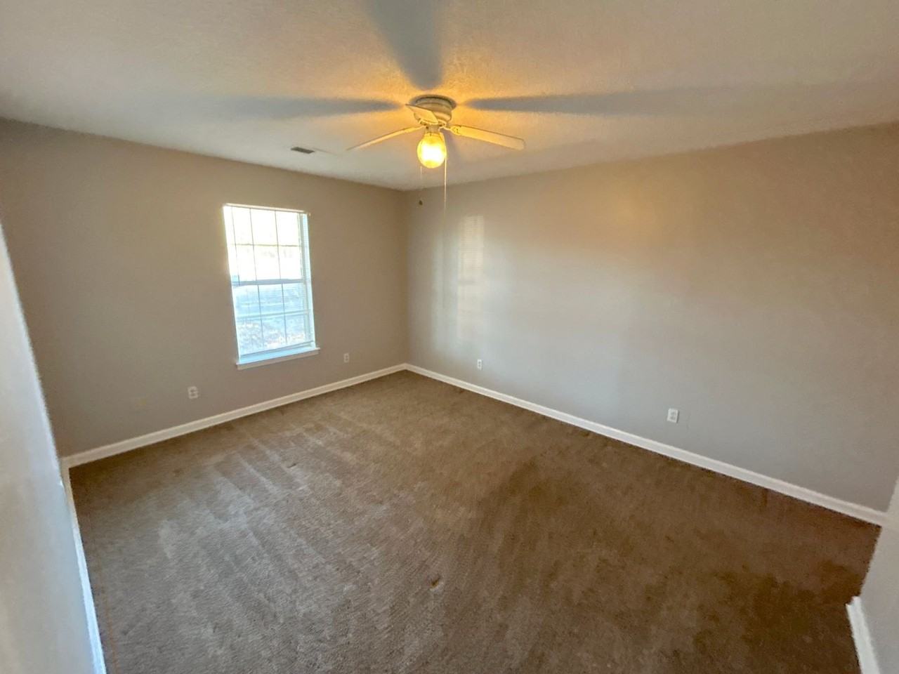 286 Baltic St - Photo 6 of 11