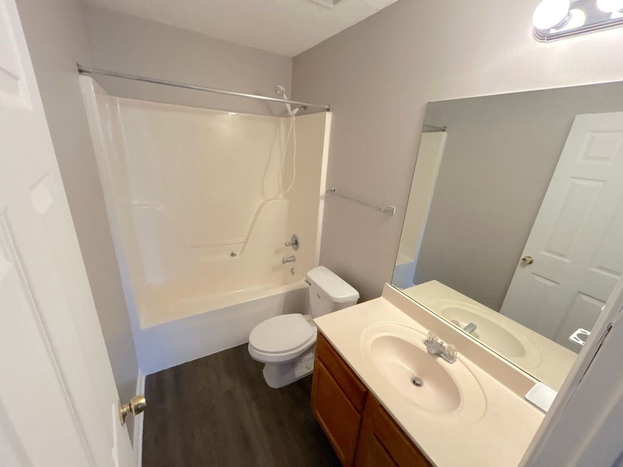 286 Baltic St - Photo 7 of 11