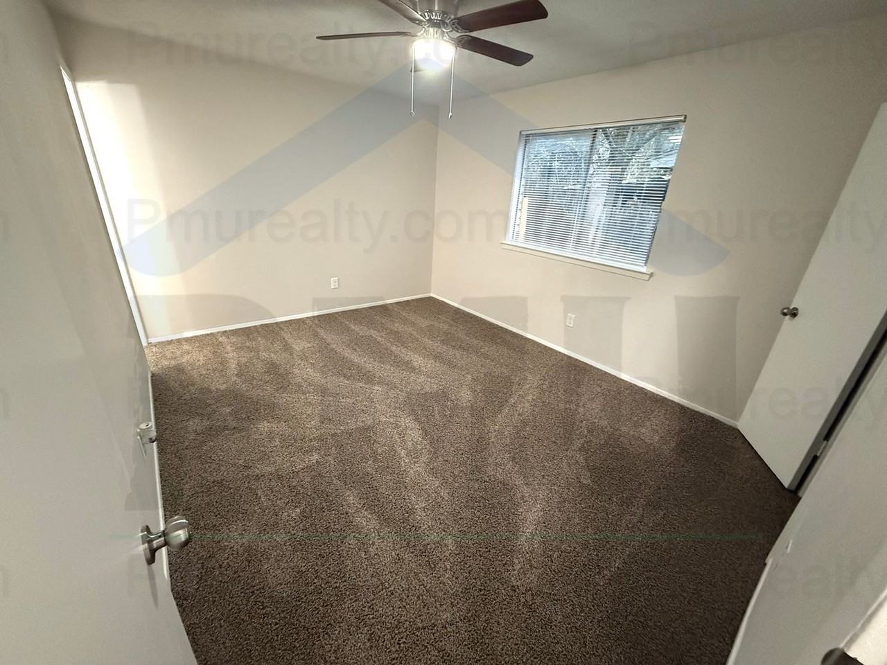 1217 Neptune Drive - Photo 7 of 8