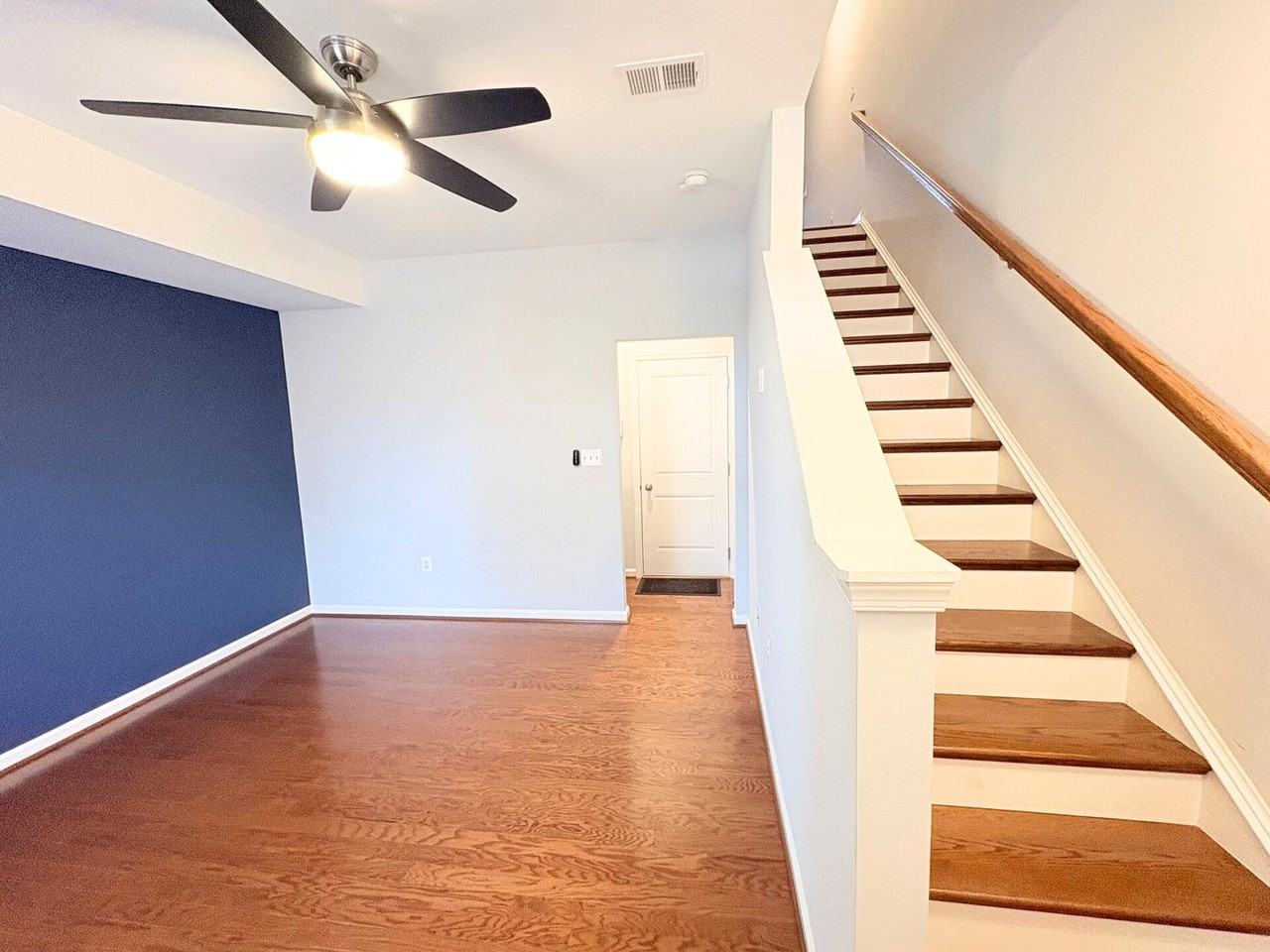 1718 Featherstone Road - Photo 5 of 23