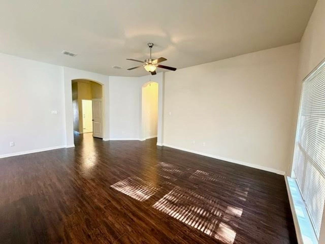 1106 Merganser Way - Photo 2 of 34