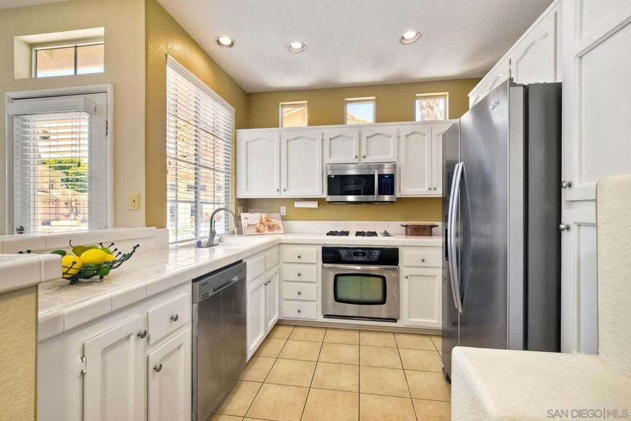 12626 Springbrook Dr #A - Photo 7 of 18