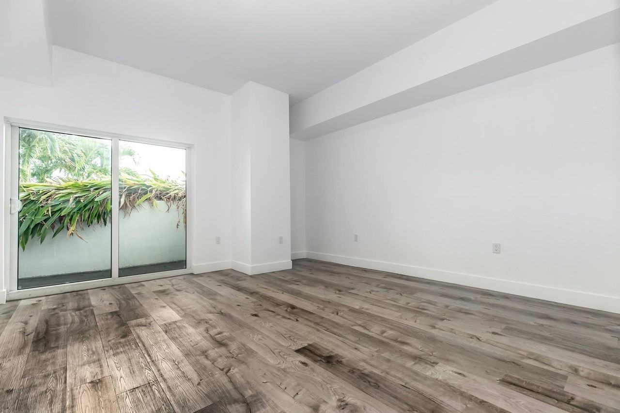 East River Living Apartments - Photo 5 of 29
