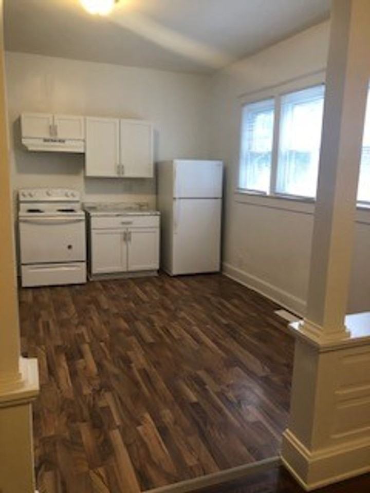 239 North Tacoma Avenue - Photo 4 of 23