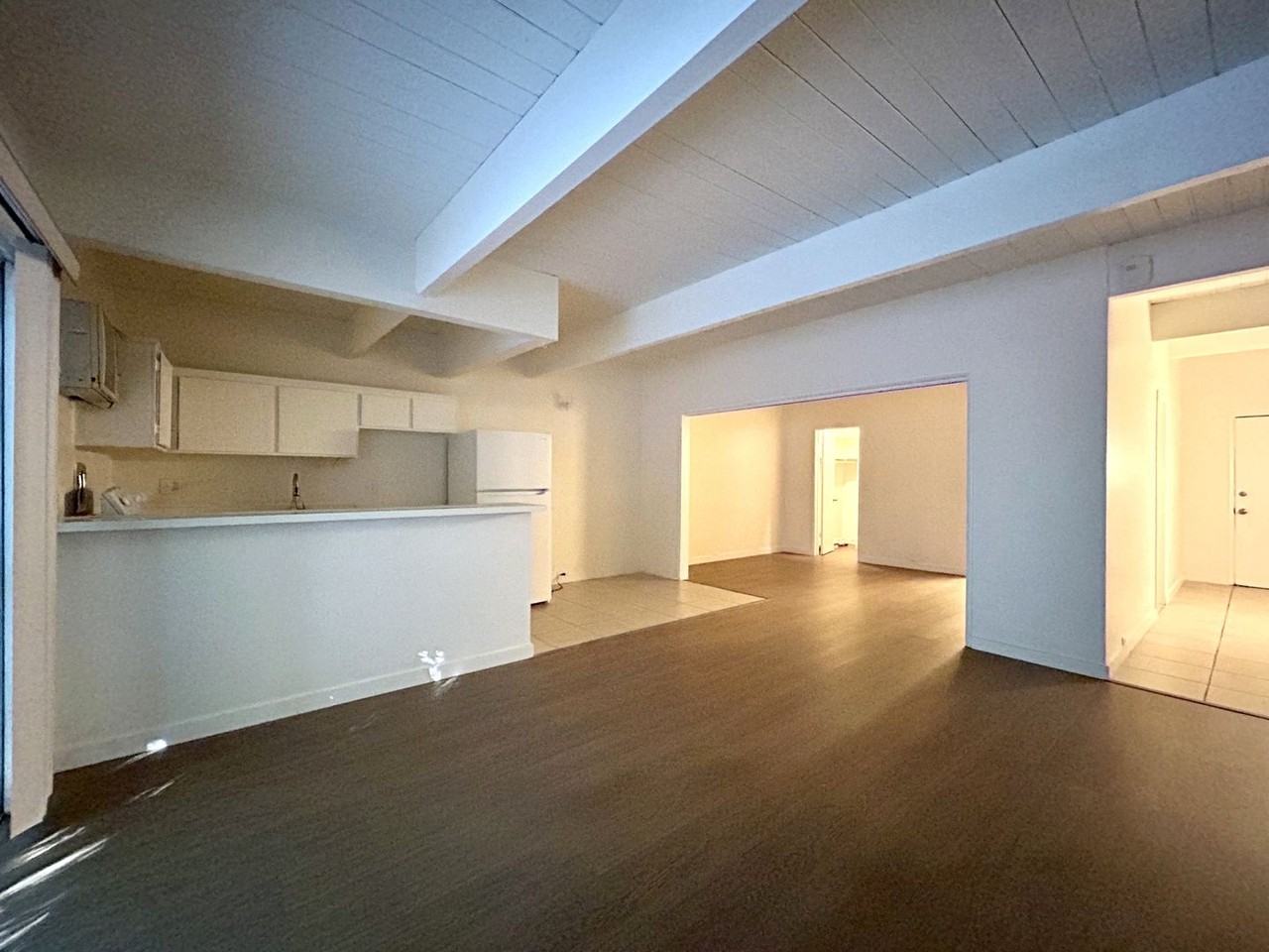 3737 E Calle De Carlos #5 - Photo 5 of 11