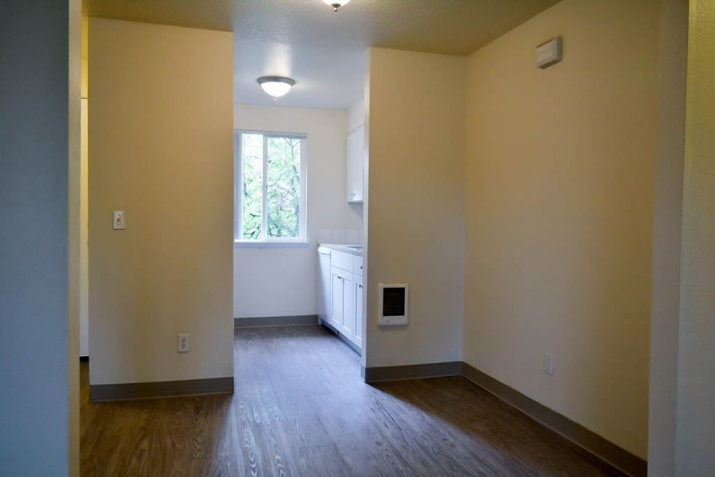 VALLEY WOODS - Photo 7 of 25