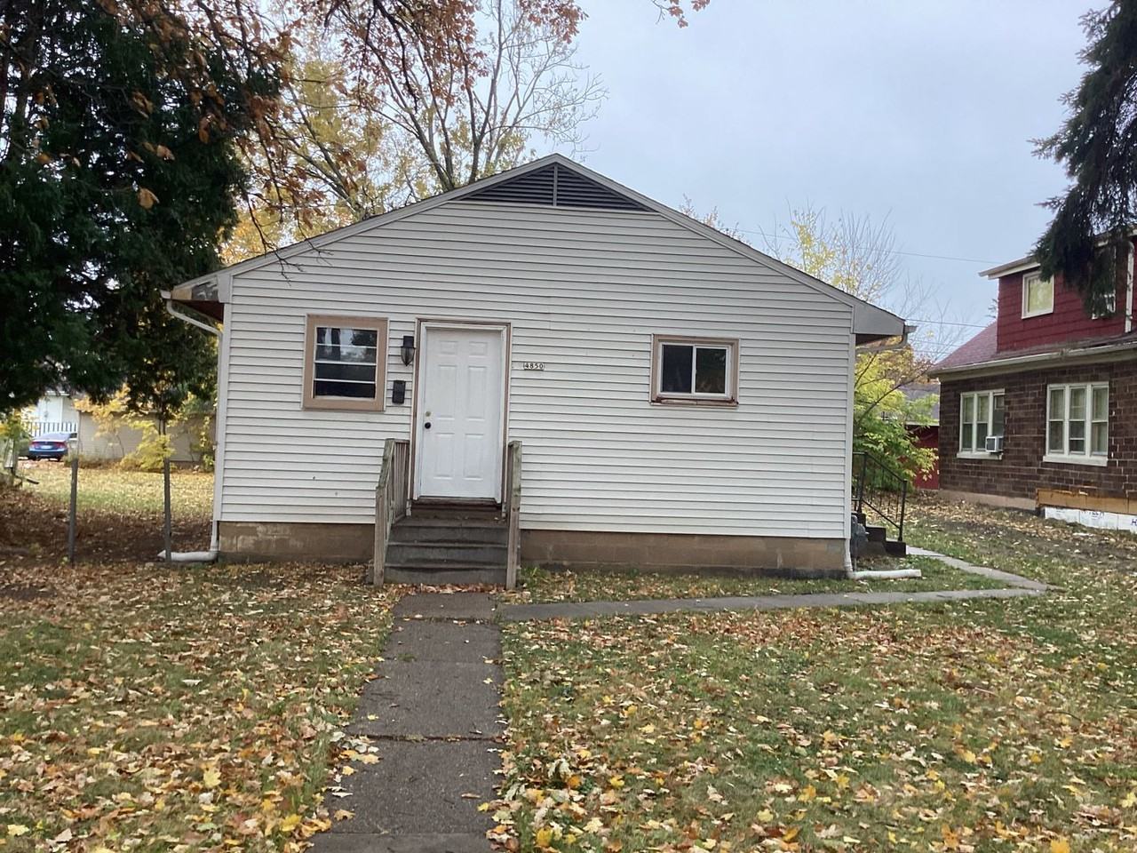 4850 N 44th St - Photo 4 of 14