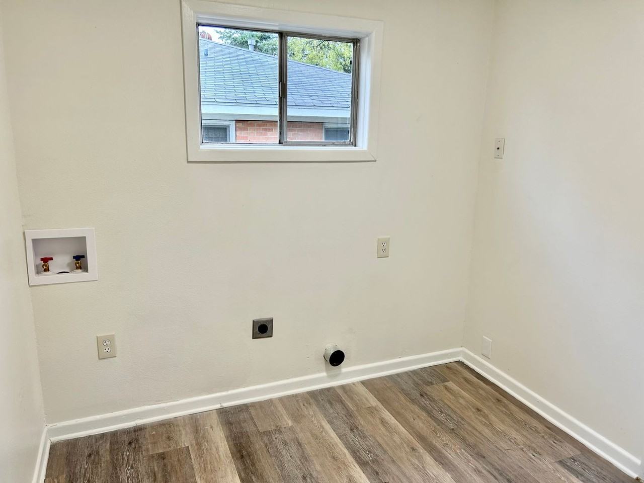 2217 North 49th Street - Photo 4 of 15