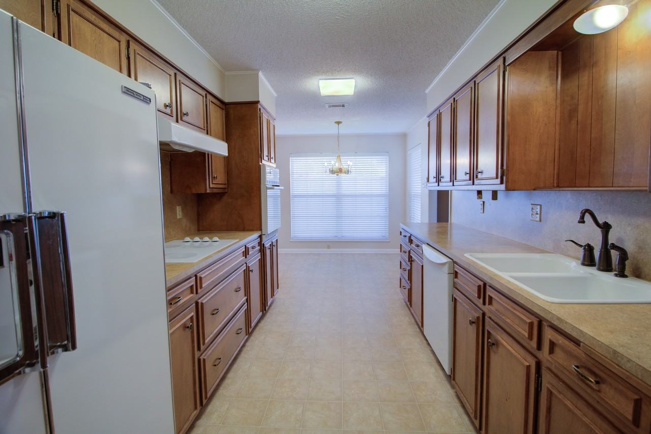 4513 Westchester Drive - Photo 3 of 13