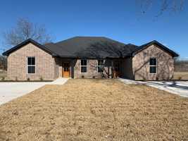 featured image of 113 North Van Buren Avenue