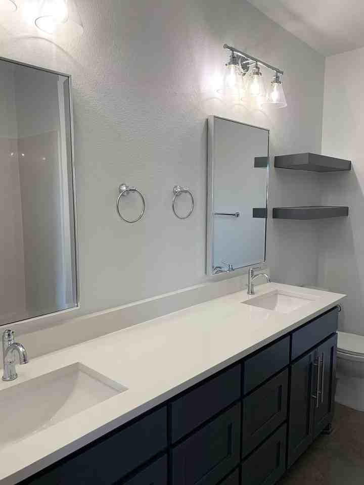 113 North Van Buren Avenue - Photo 5 of 12