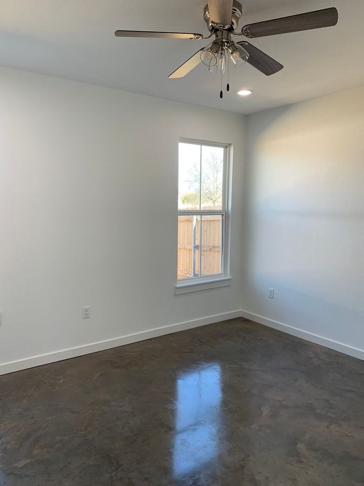 113 North Van Buren Avenue - Photo 6 of 12