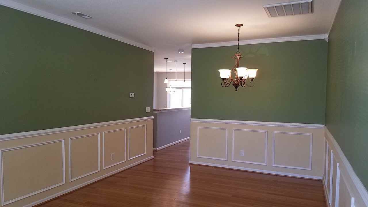 7005 Darby Court - Photo 3 of 24