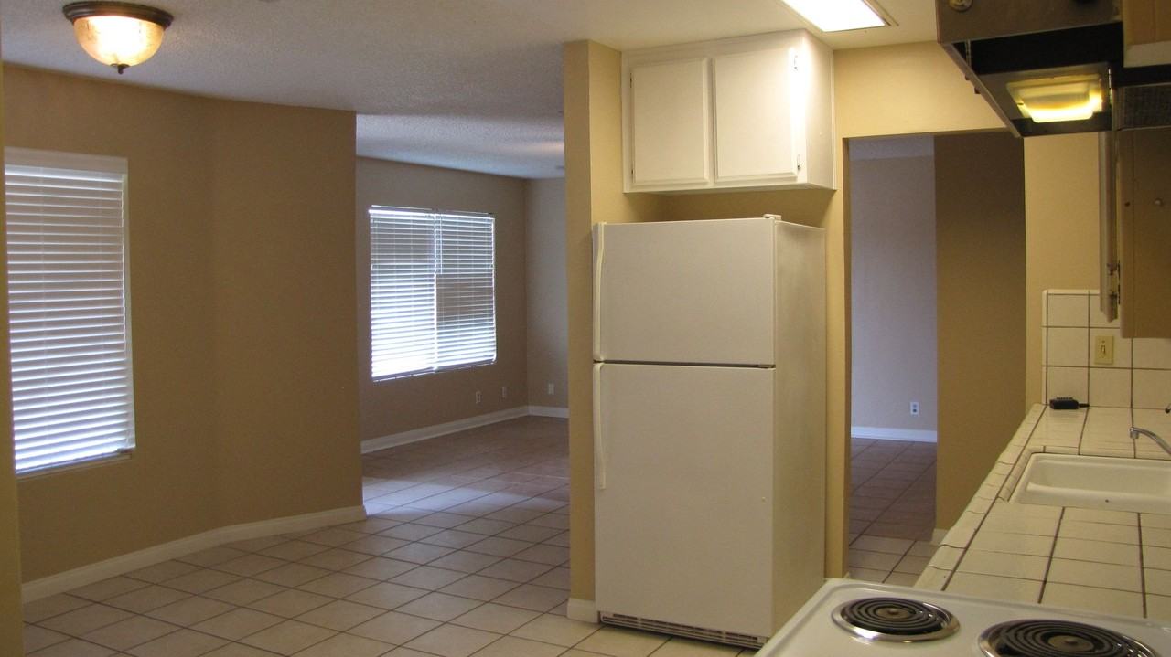 316 Pearson Avenue - Photo 2 of 13