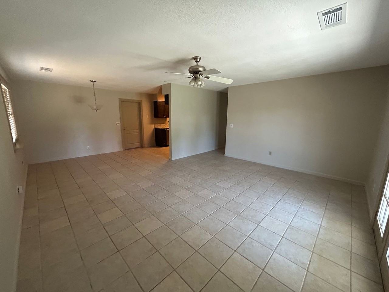 1571 North Lowery Street - Photo 6 of 15