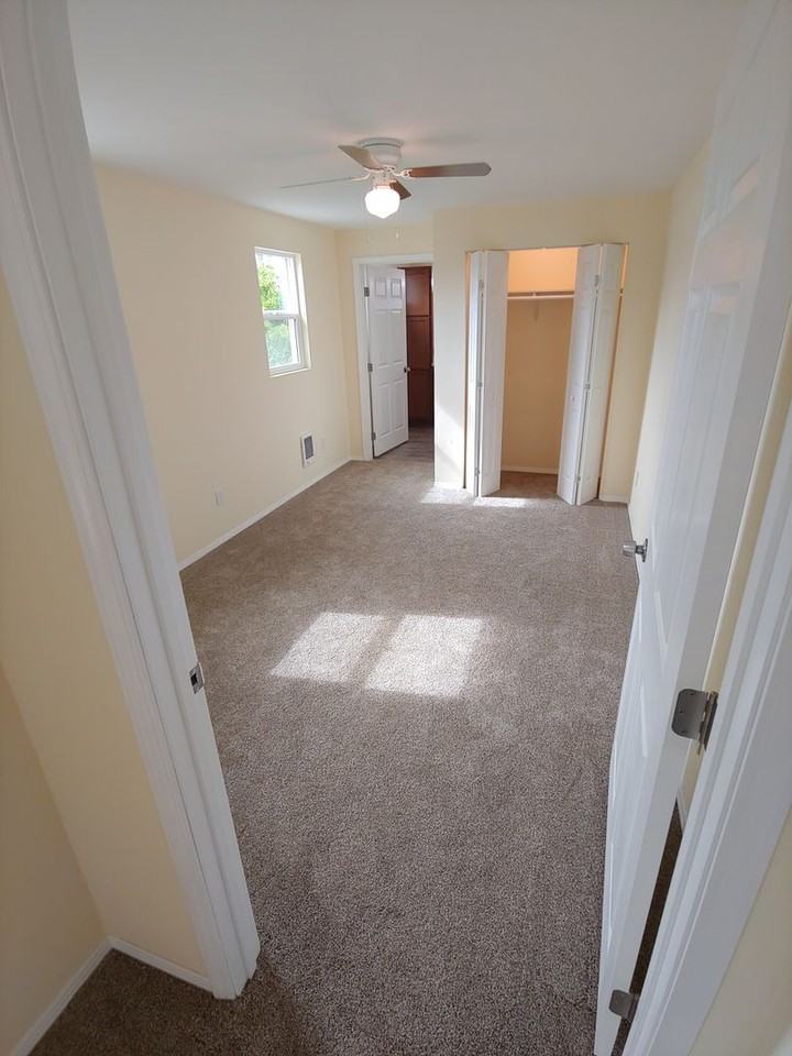 5849 West Flying M Street - Photo 7 of 14