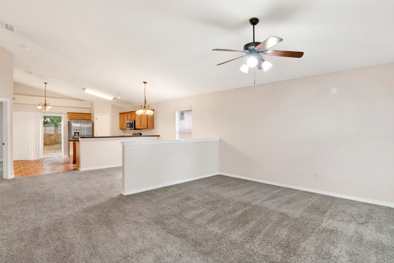 8069 Nalo Creek Loop - Photo 5 of 17