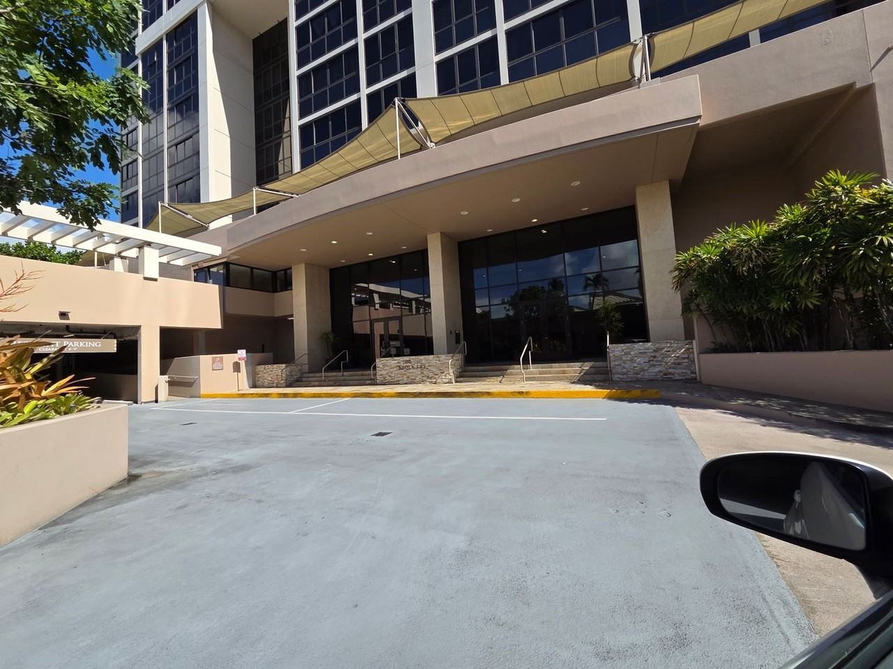 600 Queen Street #3805 - Photo 4 of 33