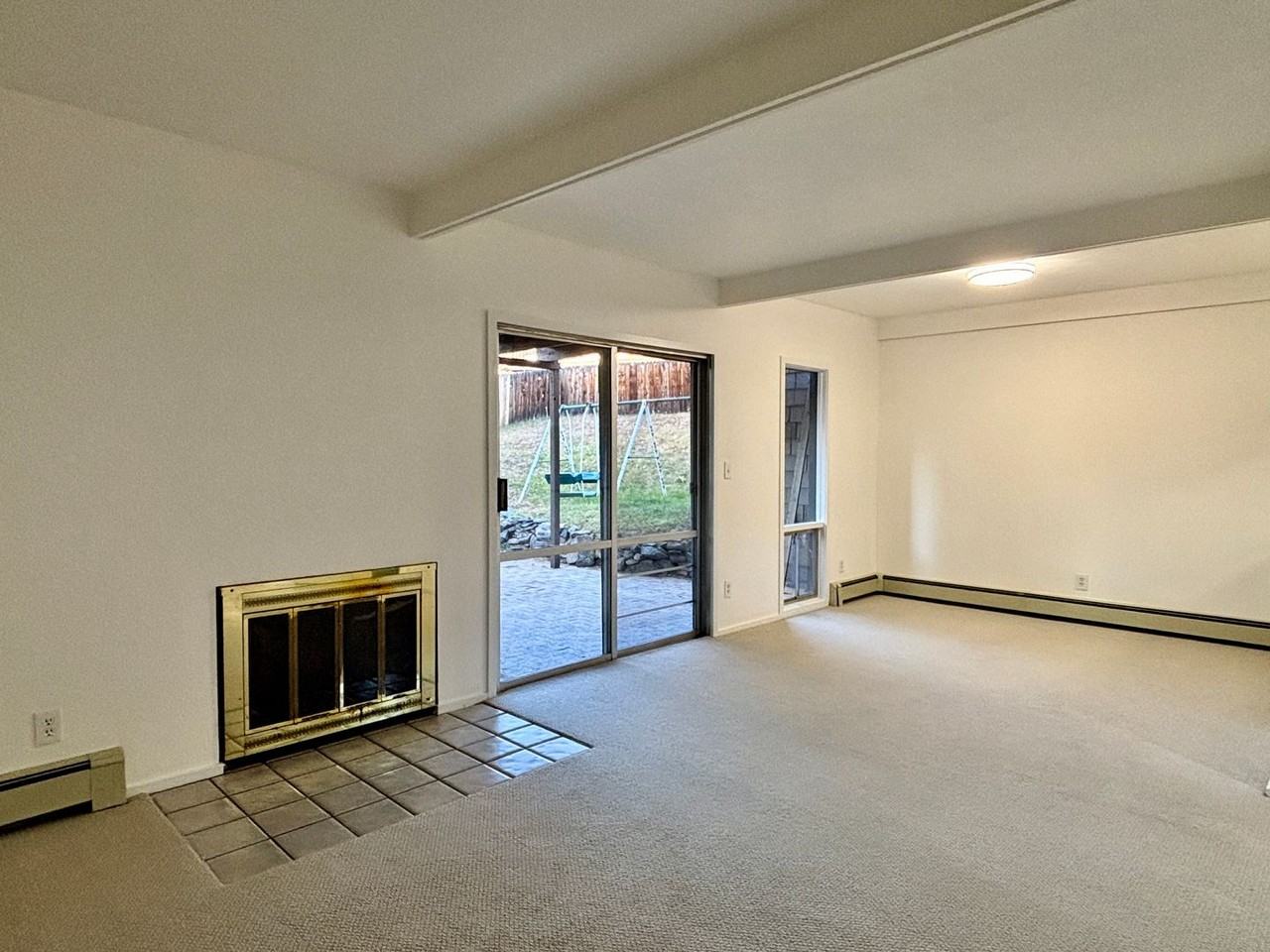 28003 Iris Dr - Photo 5 of 13