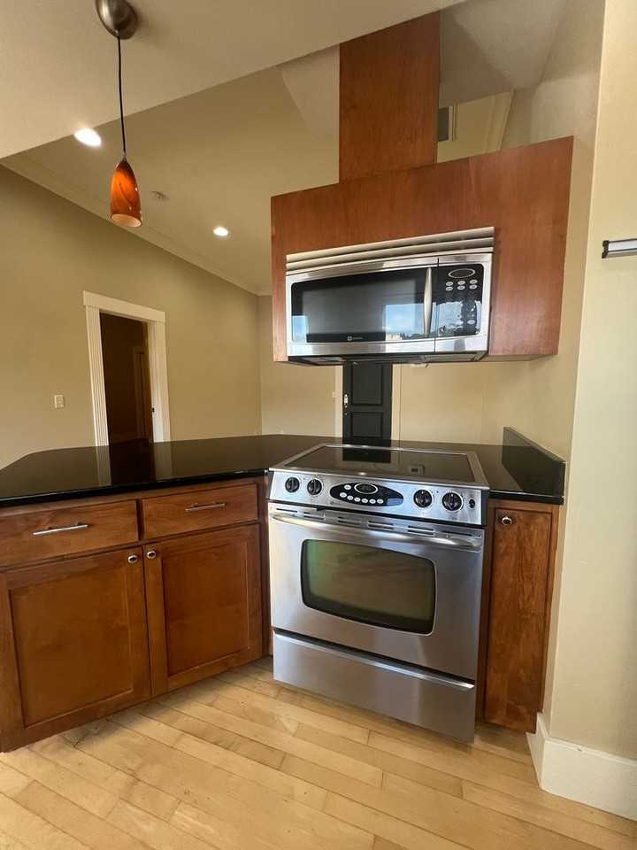 395 East Main Street #5 - Photo 5 of 18