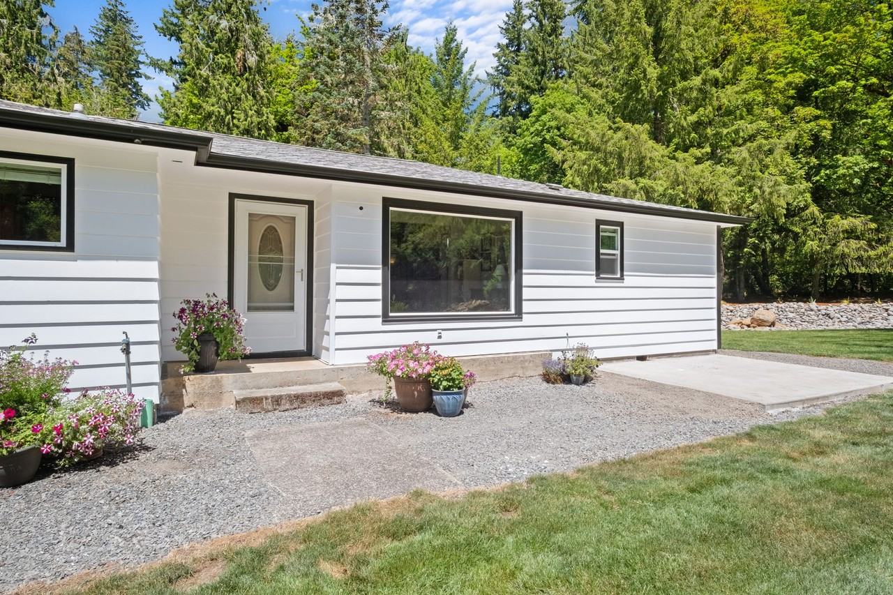 36088 Tree Farm Road - Photo 3 of 50