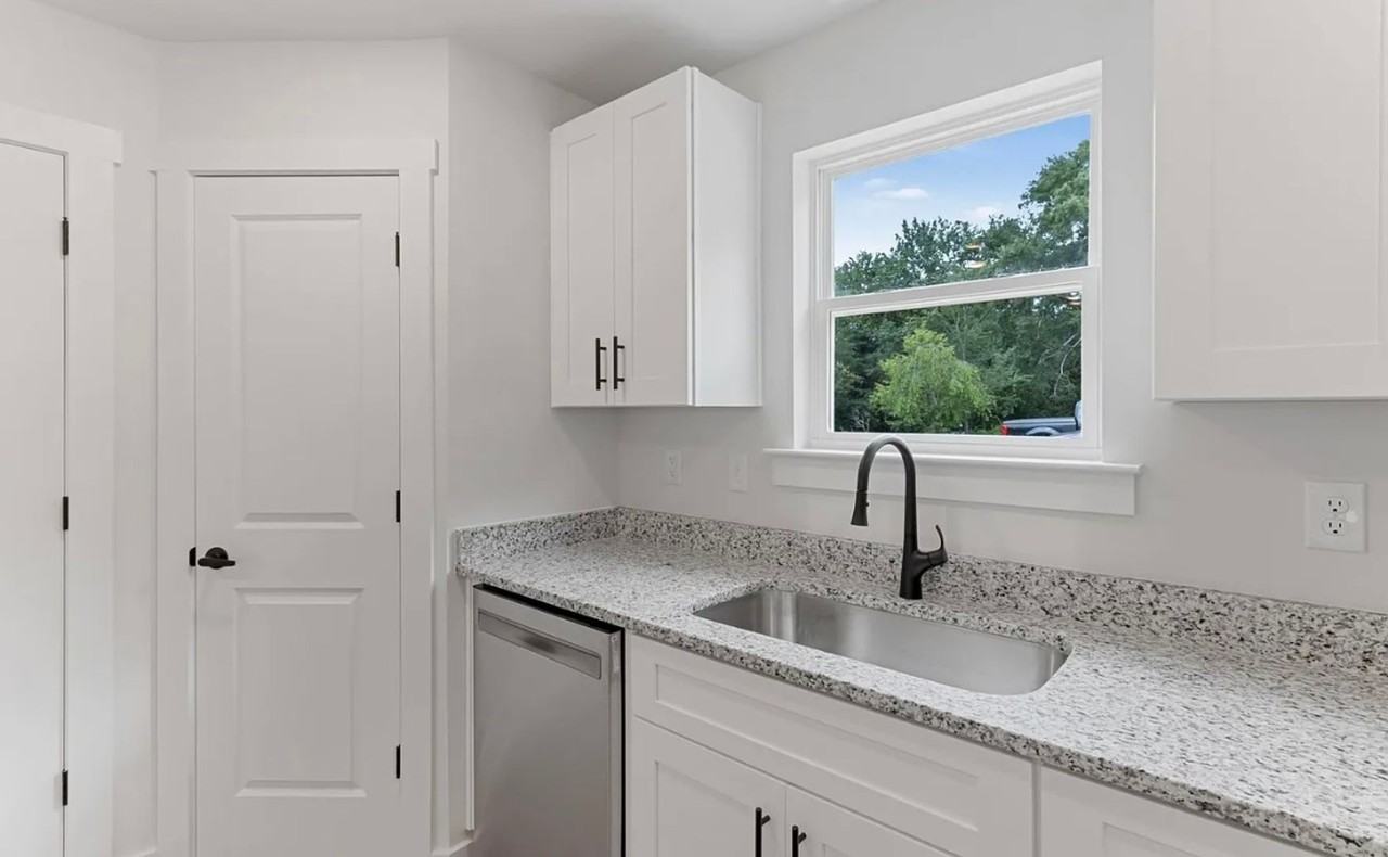 10 Berea Forest Cir - Photo 4 of 13