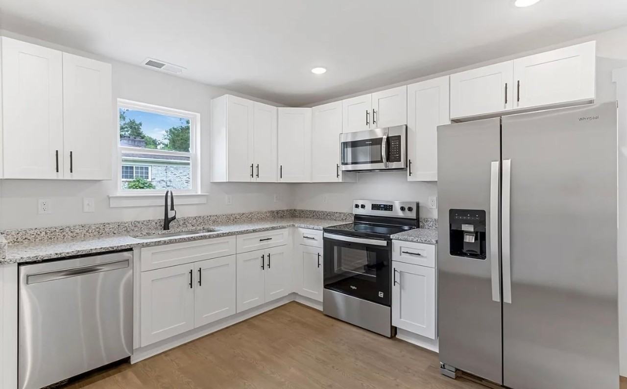 10 Berea Forest Cir - Photo 3 of 13