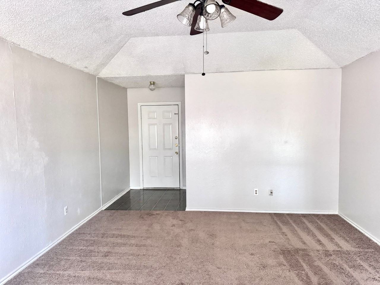 535 Barbara Jean Drive - Photo 3 of 6