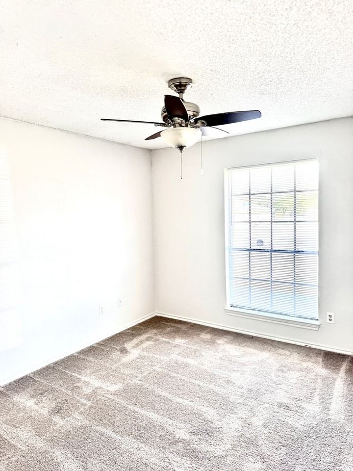 535 Barbara Jean Drive - Photo 6 of 6