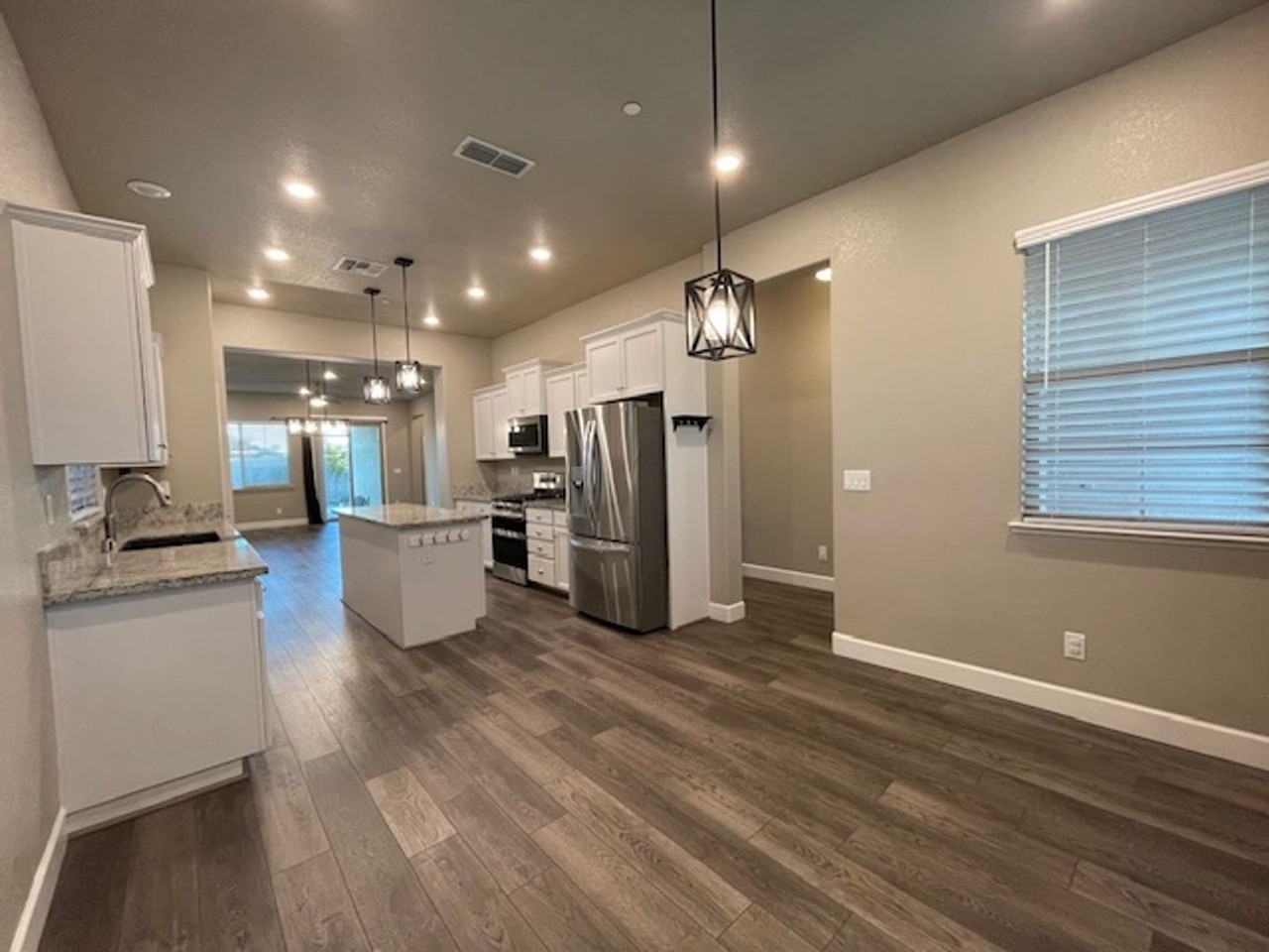 5073 Creekhollow Way - Photo 7 of 18
