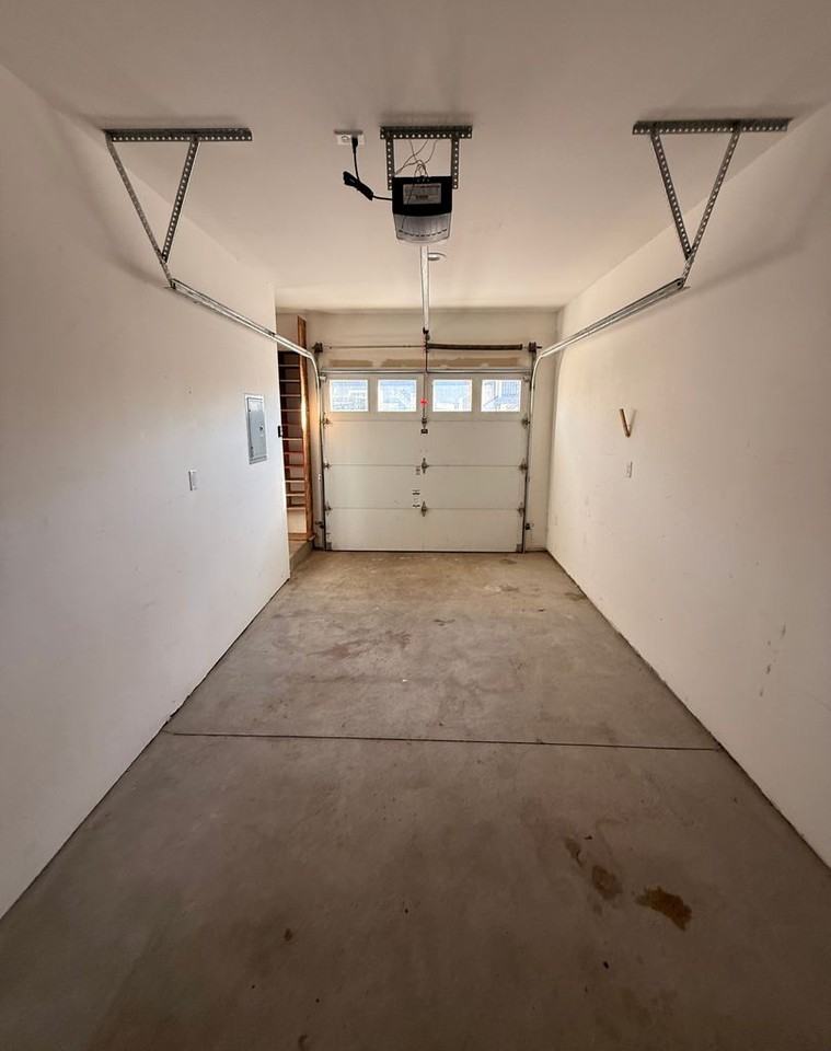 1102 Kane St #A - Photo 5 of 19