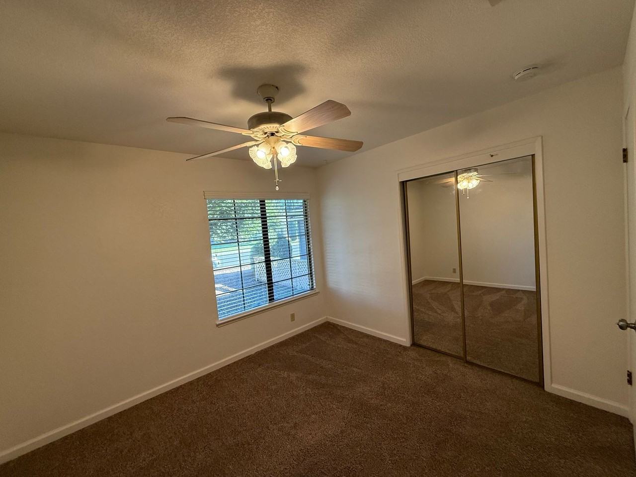 500 Bella Vista Drive - Photo 3 of 18