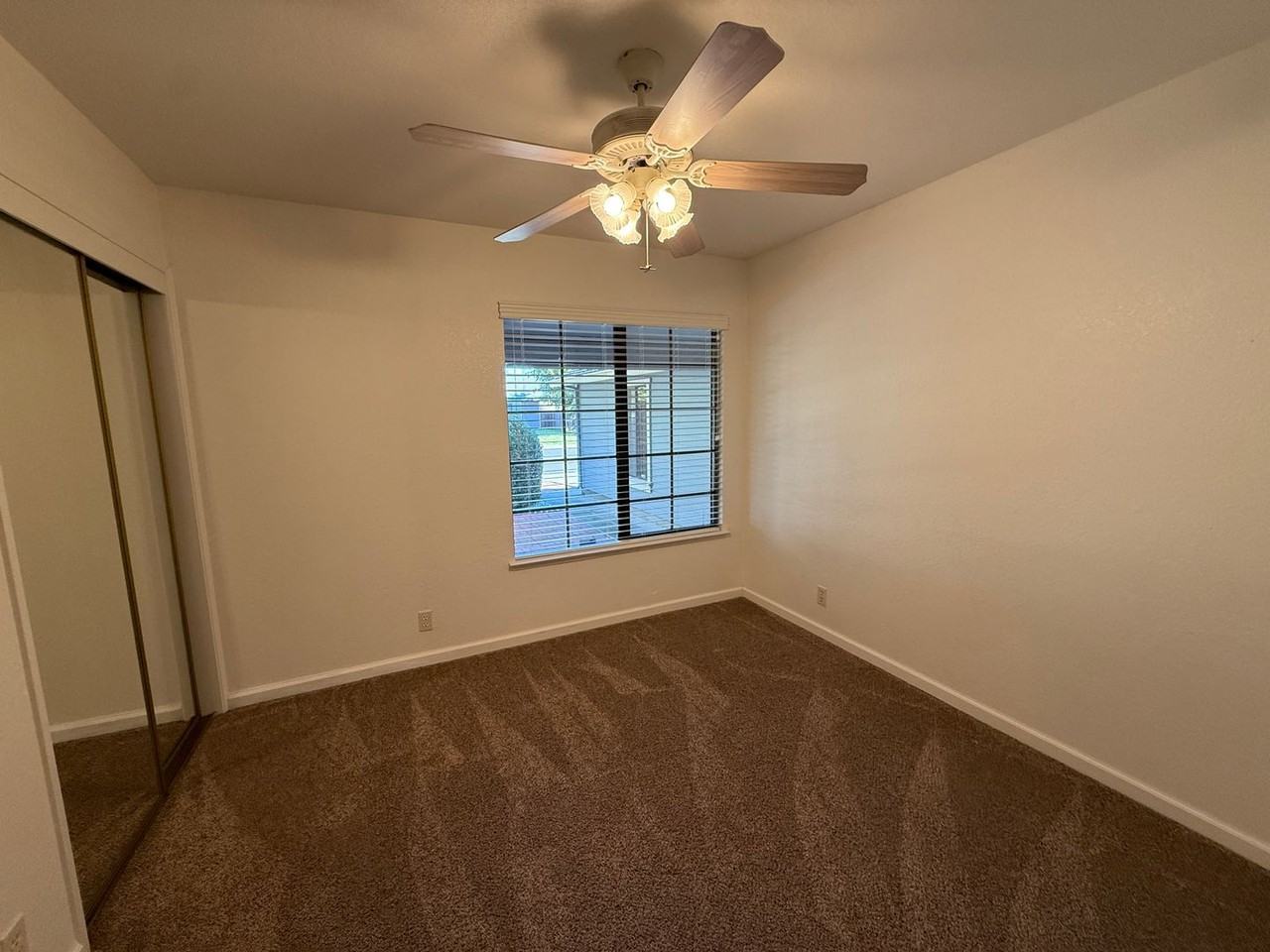 500 Bella Vista Drive - Photo 4 of 18